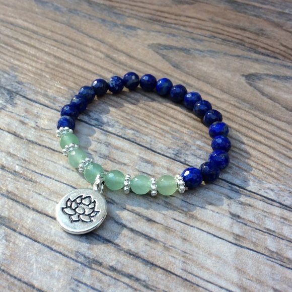 Lapis bracelet with Lotus charm, Aventurine, crystal healing bracelet - Picture 3 of 9